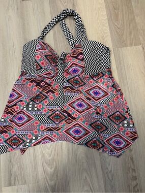 Super cute tankini top size 23
